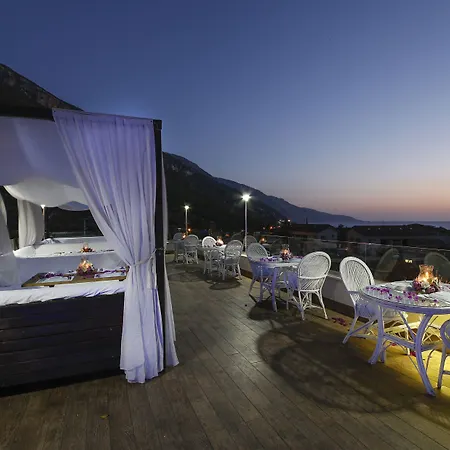 Hotel Morina Deluxe 3*