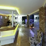 Hotel Morina Deluxe 3*