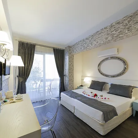 Morina Deluxe 3* Олудениз